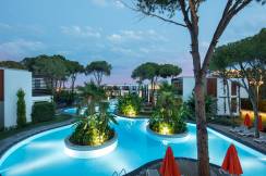 TRENDY LARA Pools & Beach