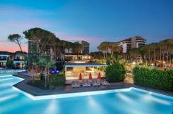 TRENDY LARA Pools & Beach