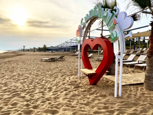 TRENDY SIDE BEACH ADULT ONLY 16+ Pools & Beach