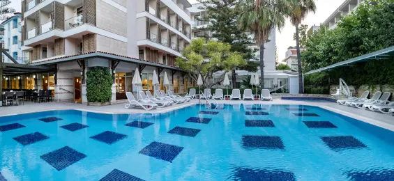 TRENDY SIDE BEACH ADULT ONLY 16+ Pools & Beach