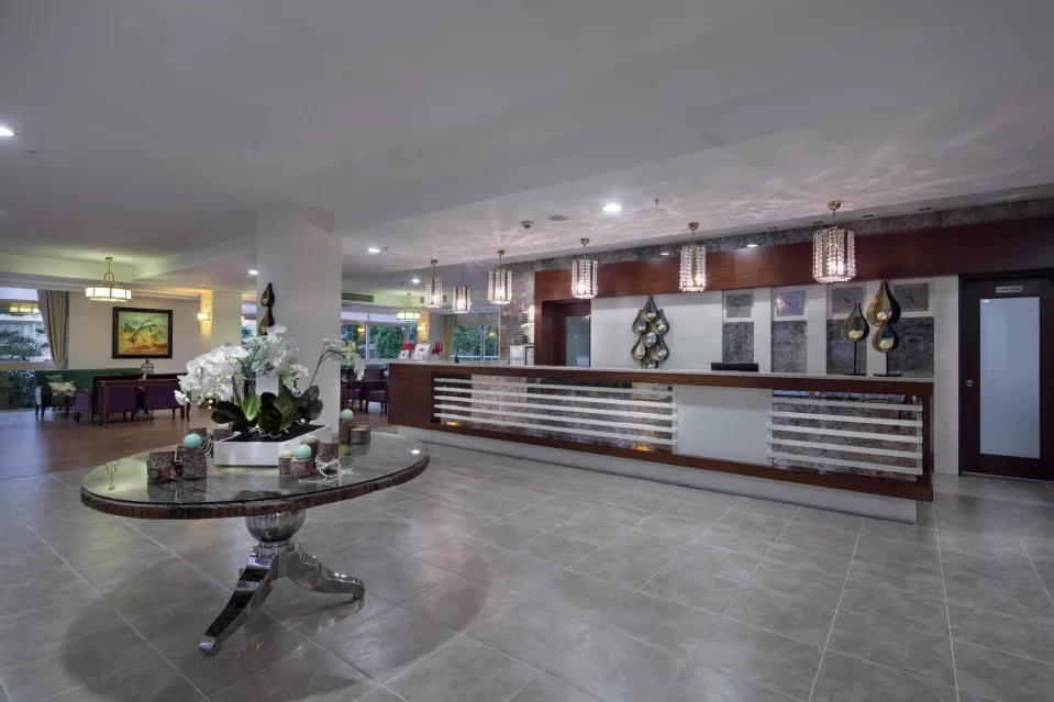 TRENDY SIDE BEACH ADULT ONLY 16+ Lobby