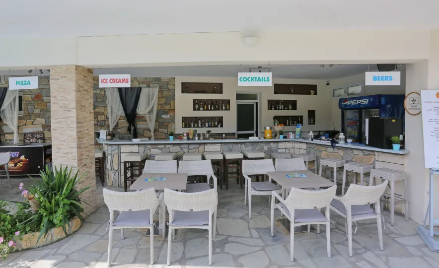 TROPICAL HOTEL Bars
