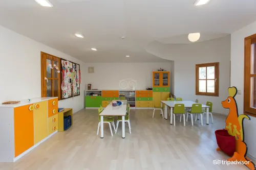 TUI BLUE SARIGERME PARK Mini Club