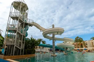 TUI BLUE TROPICAL Pools & Beach