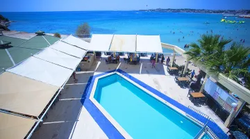 TUNTAS BEACH HOTEL Pools & Beach