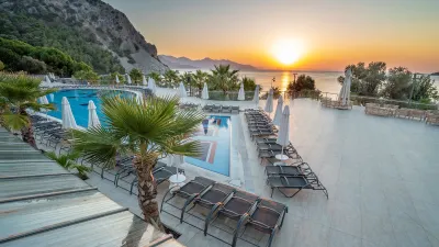 TURUNC PREMIUM RESORT Pools & Beach