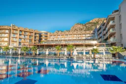 TURUNC PREMIUM RESORT Pools & Beach