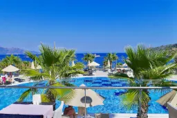 TURUNC PREMIUM RESORT Pools & Beach
