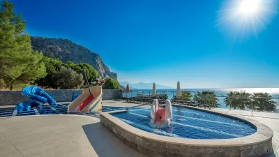 TURUNC PREMIUM RESORT Pools & Beach