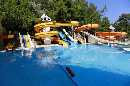 TURUNC RESORT HOTEL Pools & Beach