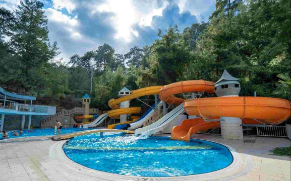 TURUNC RESORT HOTEL Pools & Beach