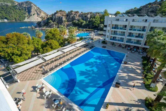 TURUNC RESORT HOTEL Pools & Beach