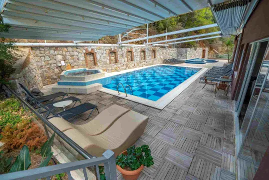 TURUNC RESORT HOTEL Pools & Beach
