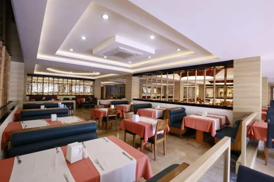 TURUNC RESORT HOTEL Restaurants