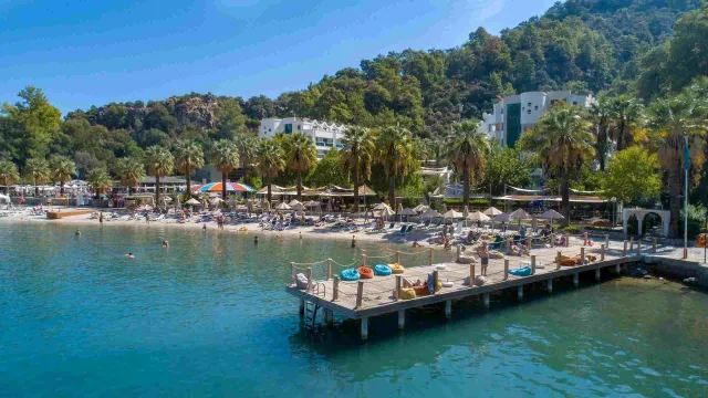 TURUNC RESORT HOTEL Pools & Beach