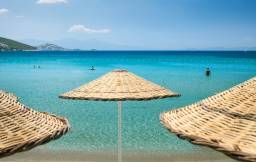 TUSAN BEACH RESORT Pools & Beach