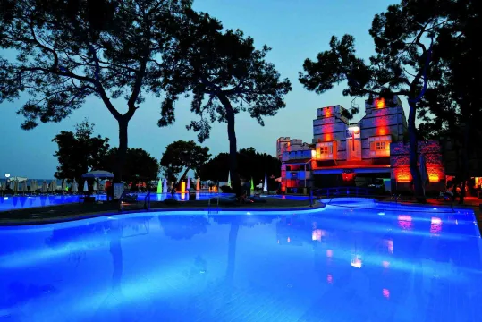 ULUSOY KEMER HOLIDAY CLUB Pools & Beach