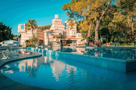 ULUSOY KEMER HOLIDAY CLUB Pools & Beach
