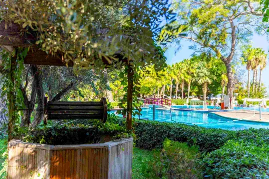 ULUSOY KEMER HOLIDAY CLUB Pools & Beach