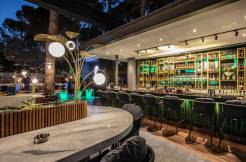UNIQUE LIFE STYLE HOTEL Bars