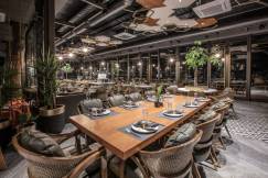 UNIQUE LIFE STYLE HOTEL Restaurants
