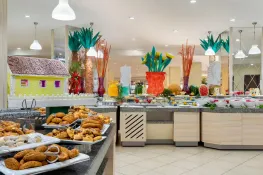 UNIQUE RESIDENCES HOTEL GOLF - SPA Restaurants
