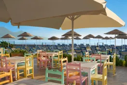 UNIQUE RESIDENCES HOTEL GOLF - SPA Restaurants