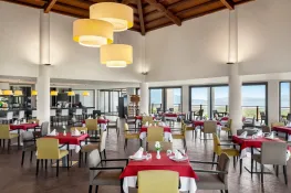 UNIQUE RESIDENCES HOTEL GOLF - SPA Restaurants