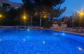 UNVER HOTEL Pools & Beach