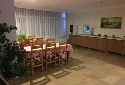 UNVER HOTEL Restaurants