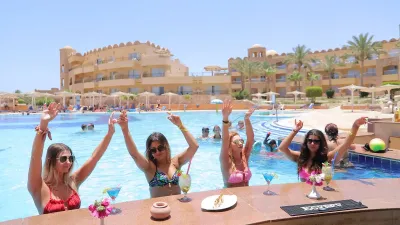 UTOPIA BEACH CLUB Pools & Beach
