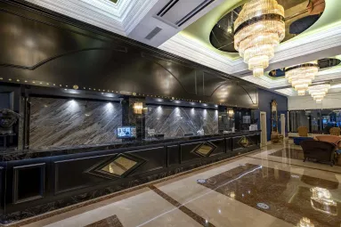 UTOPIA RESORT-RESIDENCE Lobby