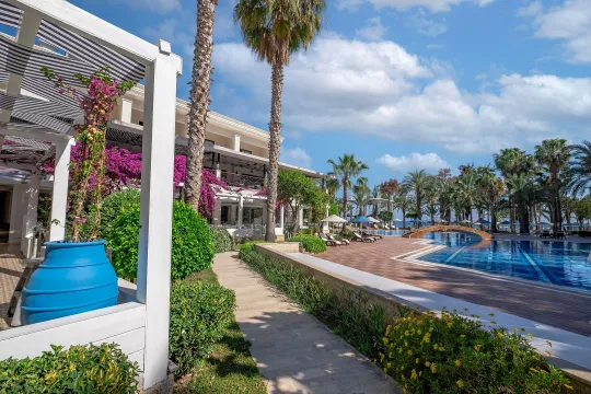 UTOPIA RESORT-RESIDENCE General Images