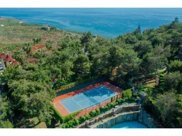UTOPIA WORLD HOTEL Activities