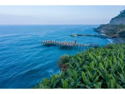 UTOPIA WORLD HOTEL Pools & Beach