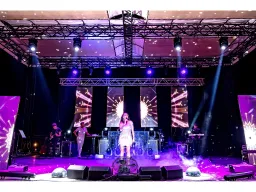 UTOPIA WORLD HOTEL Activities