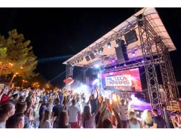 UTOPIA WORLD HOTEL Activities
