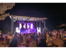 UTOPIA WORLD HOTEL Activities