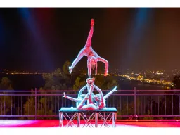 UTOPIA WORLD HOTEL Activities
