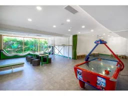 UTOPIA WORLD HOTEL Mini Club