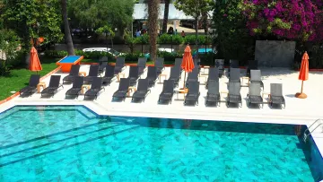 VERDE HOTEL ADULT ONLY 16+ Pools & Beach