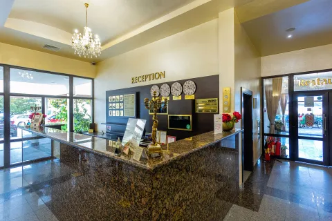 VIAND HOTEL Lobby