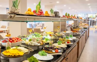 VIKING BEACH HOTEL Restaurants
