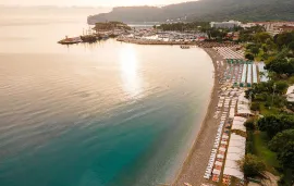 VIKING BEACH HOTEL Pools & Beach