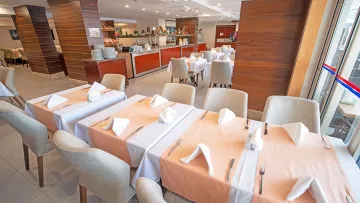 VIKING EXPRESS HOTEL (ex. Viking Suite Hotel) Restaurants