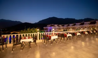 VIKING GARDEN HOTEL Restaurants
