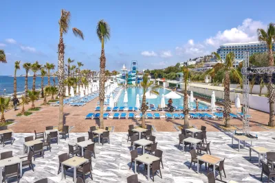 VIKINGEN INFINITY RESORT - SPA Pools & Beach