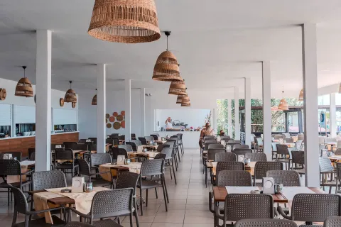 VILLA SIDE HOTEL Restaurants