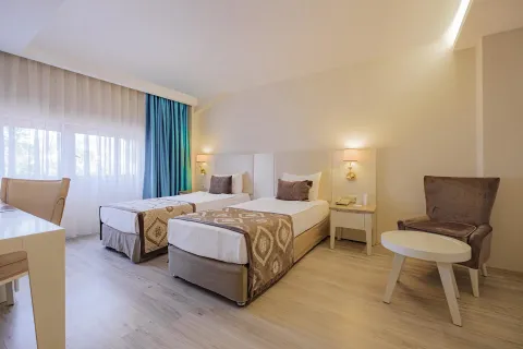 VILLA SIDE HOTEL Rooms