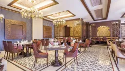 VILLA SIDE RESIDENCE Restaurants